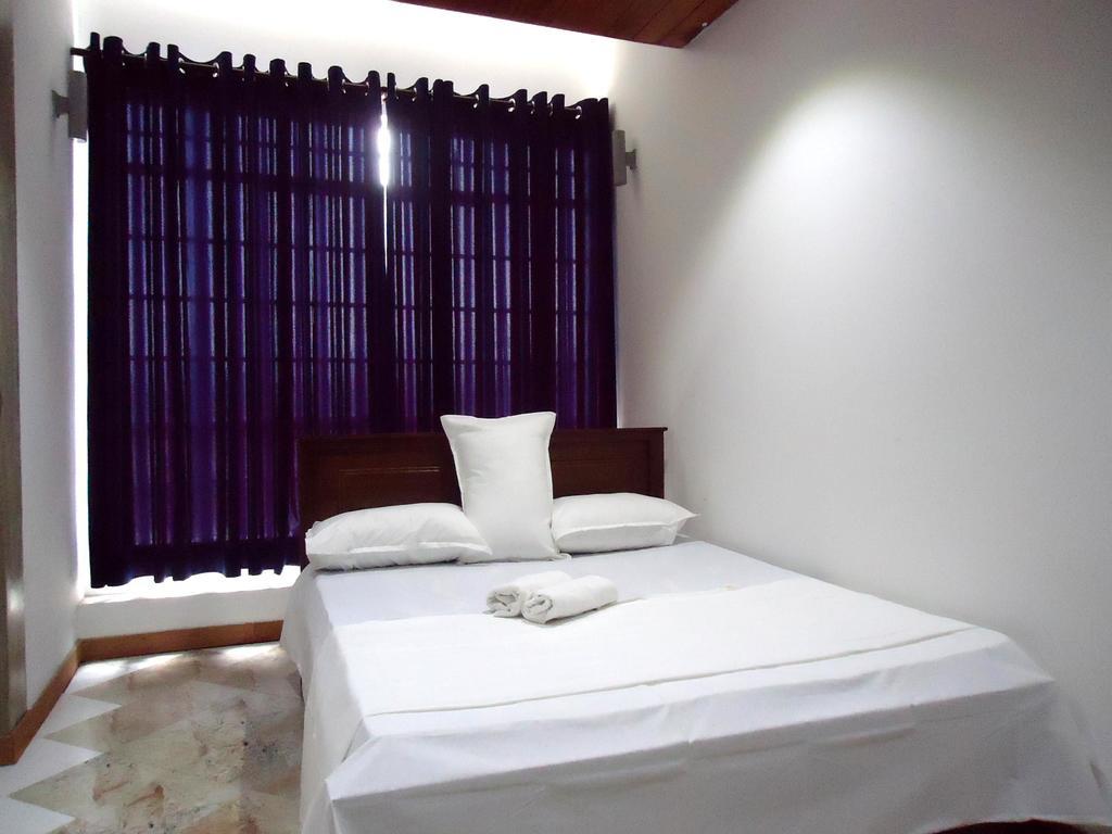 Elegance Range Resort كاندي المظهر الخارجي الصورة