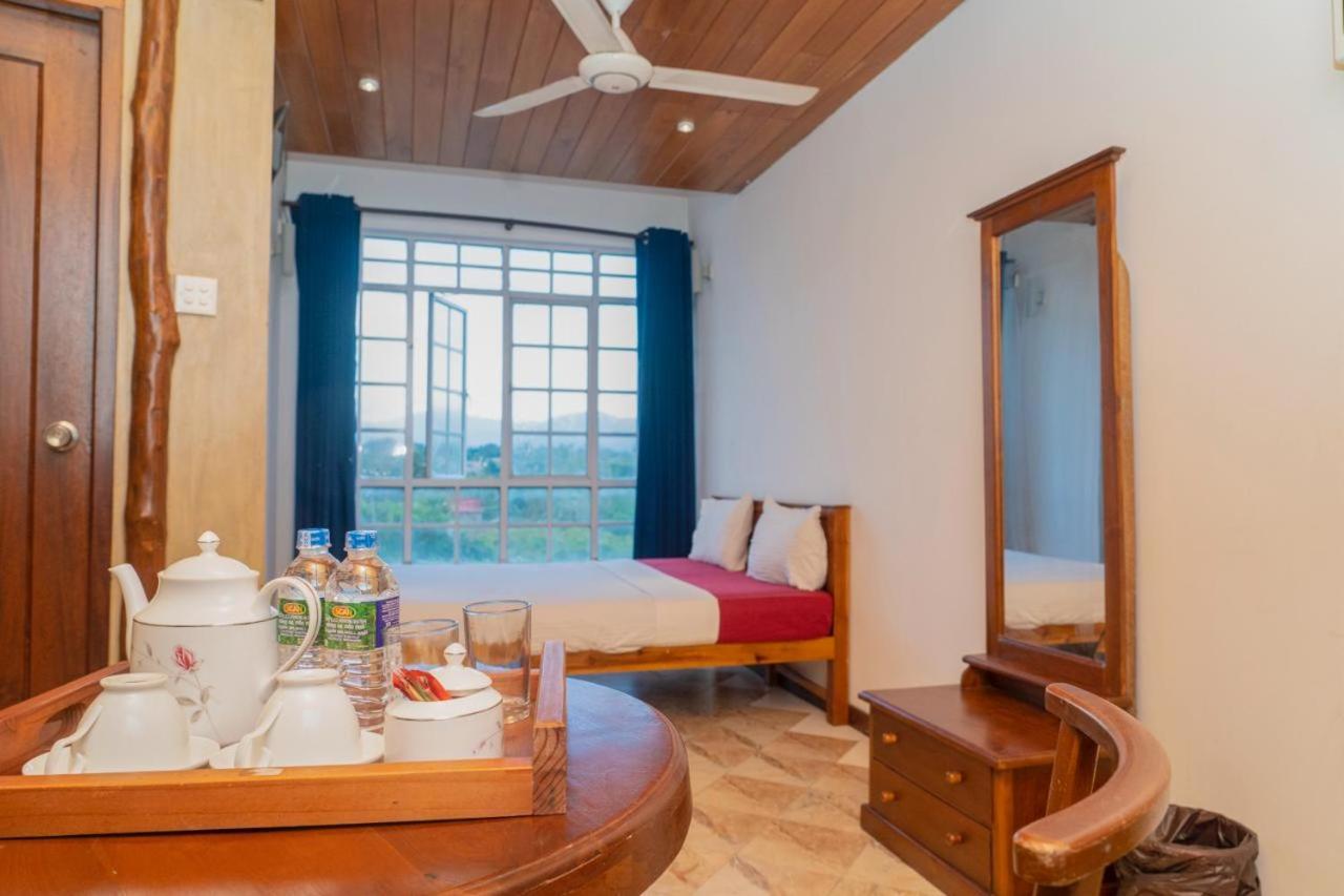 Elegance Range Resort كاندي المظهر الخارجي الصورة
