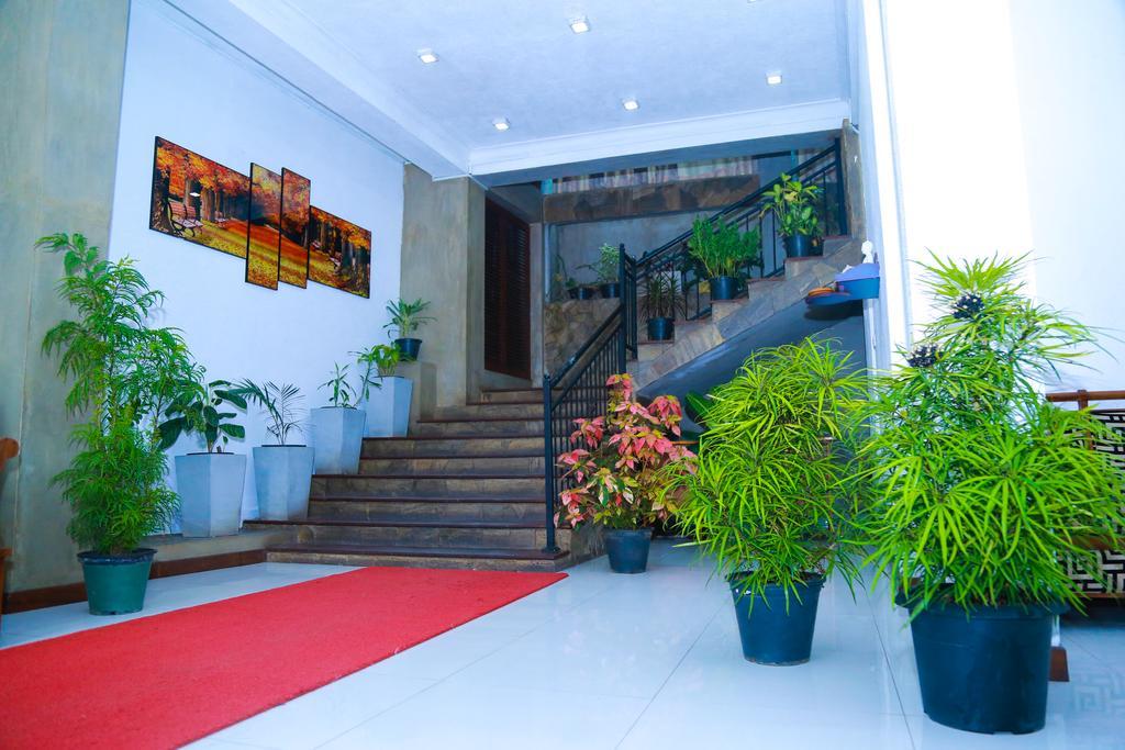 Elegance Range Resort كاندي المظهر الخارجي الصورة