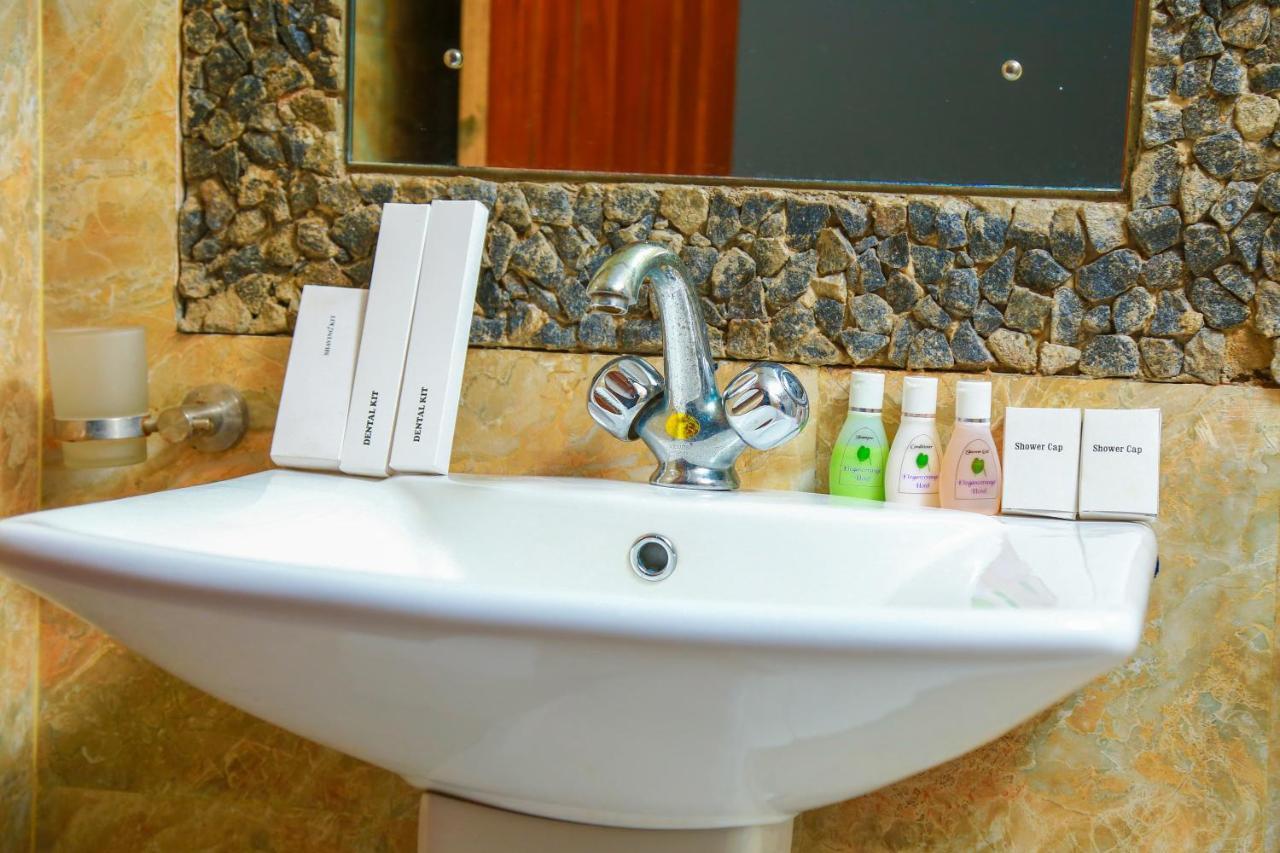 Elegance Range Resort كاندي المظهر الخارجي الصورة