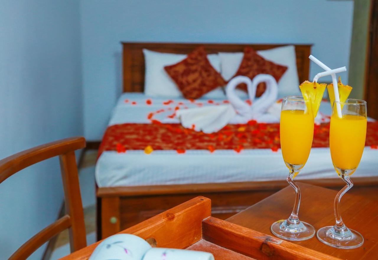 Elegance Range Resort كاندي المظهر الخارجي الصورة